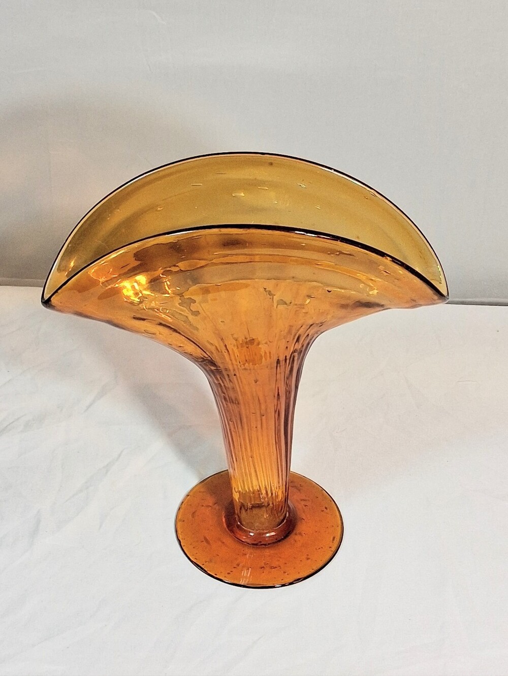 Vintage Marigold Carnival Glass w/ Air Bubbles Ribbed Fan /Pansy Vase – 10" x 9"